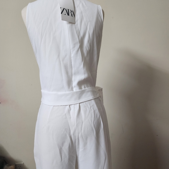 Zara - Picture 4 of 4